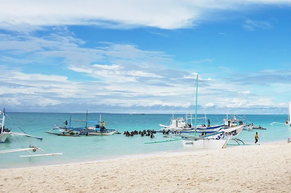 summer places to visit in the philippines